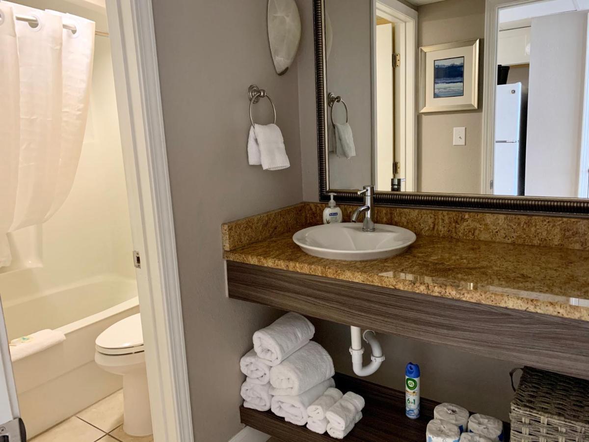 Paradise Found Oceanfront Condo Миртъл Бийч Екстериор снимка